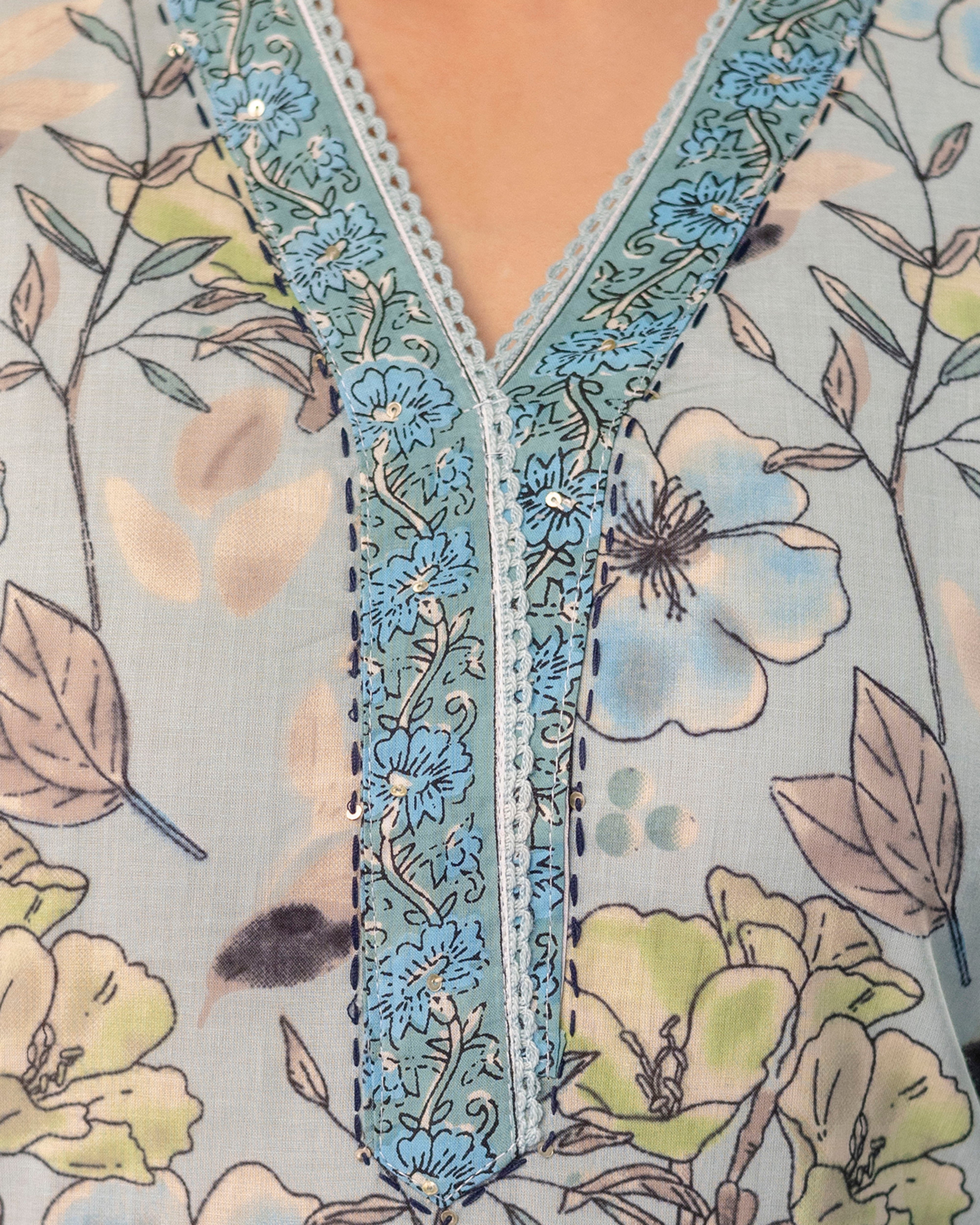 AABHA FLORAL STRAIGHT KURTA