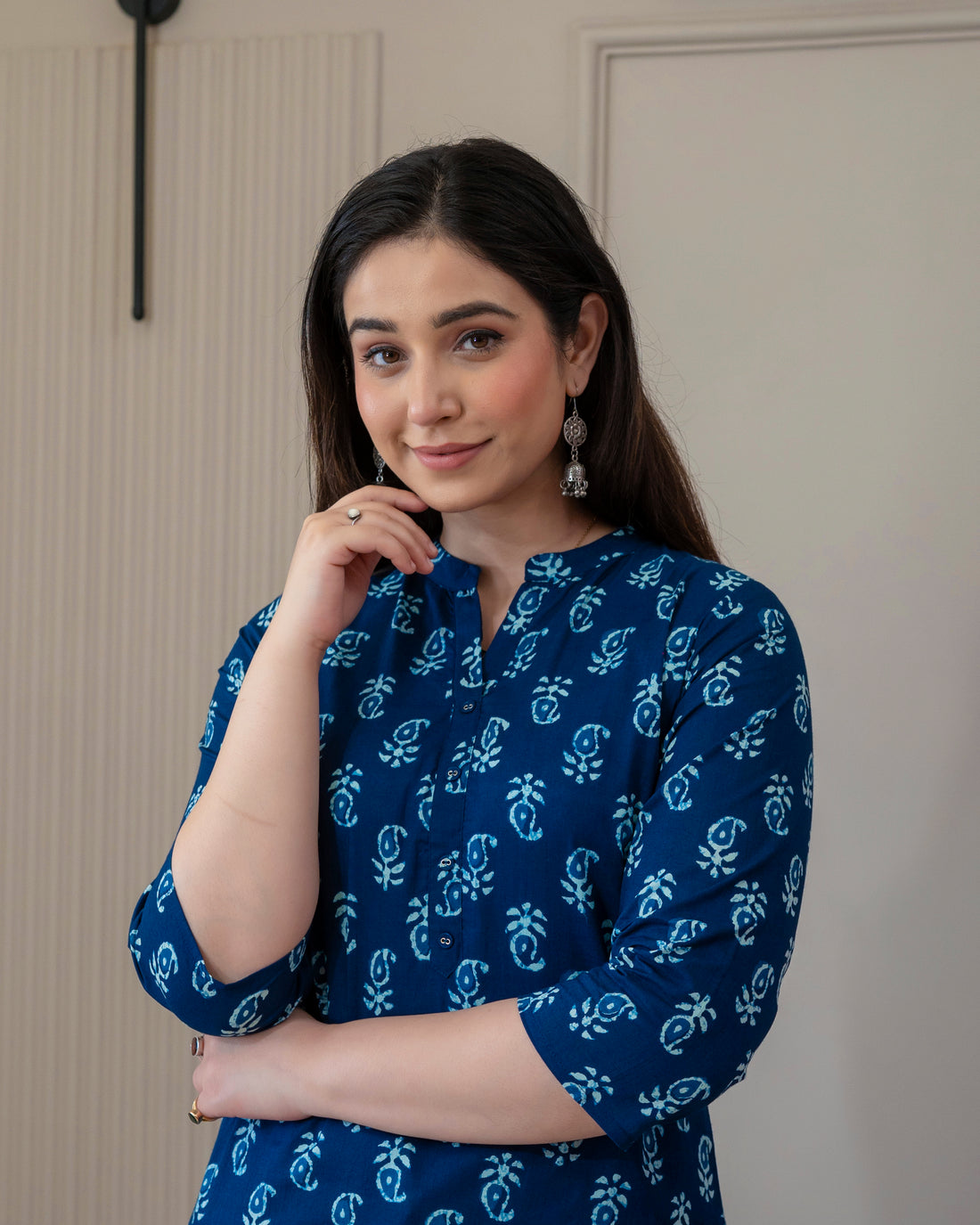 INDIGO VASUDHA STRAIGHT KURTA