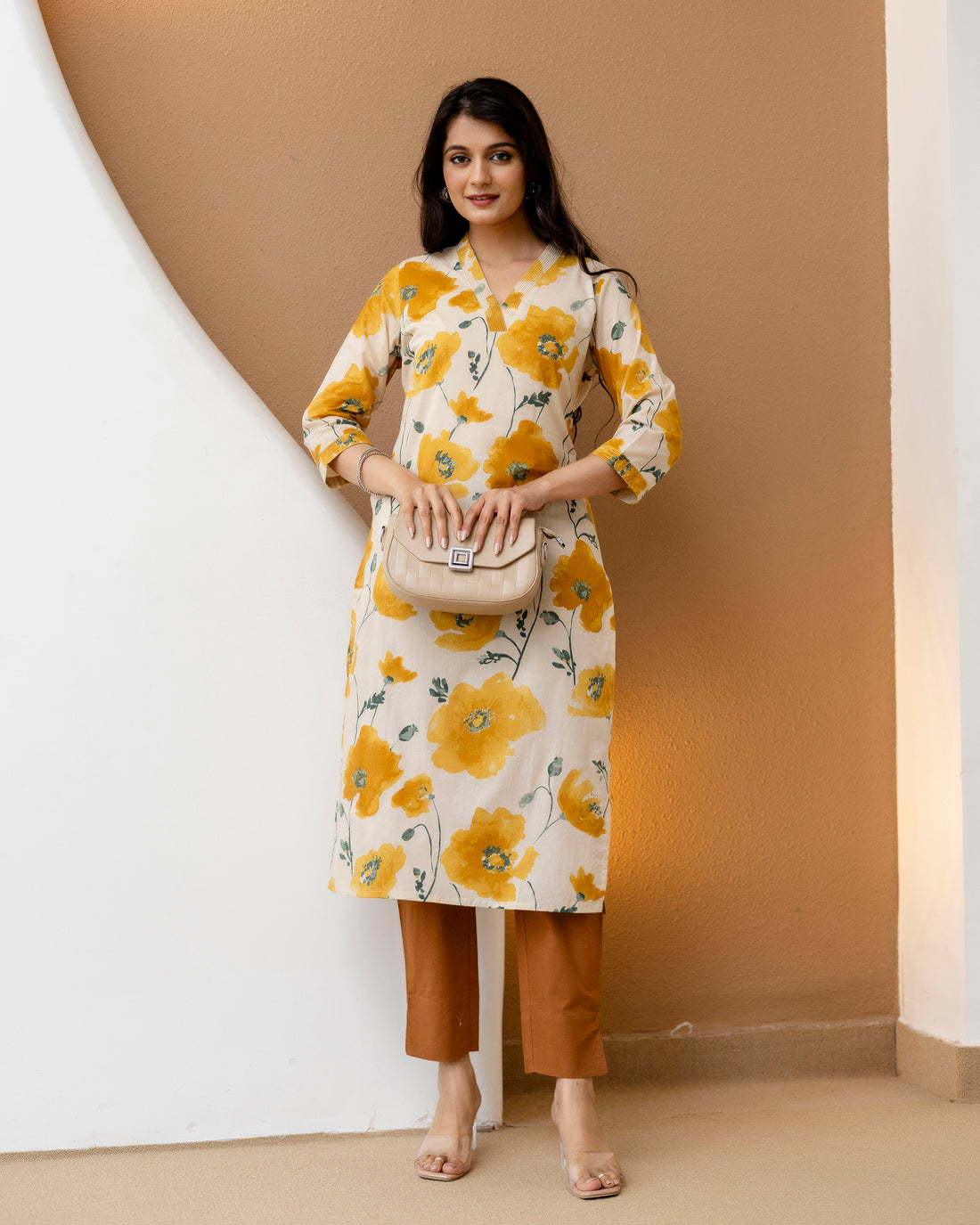 SUNEHRI CHARM STRAIGHT KURTA