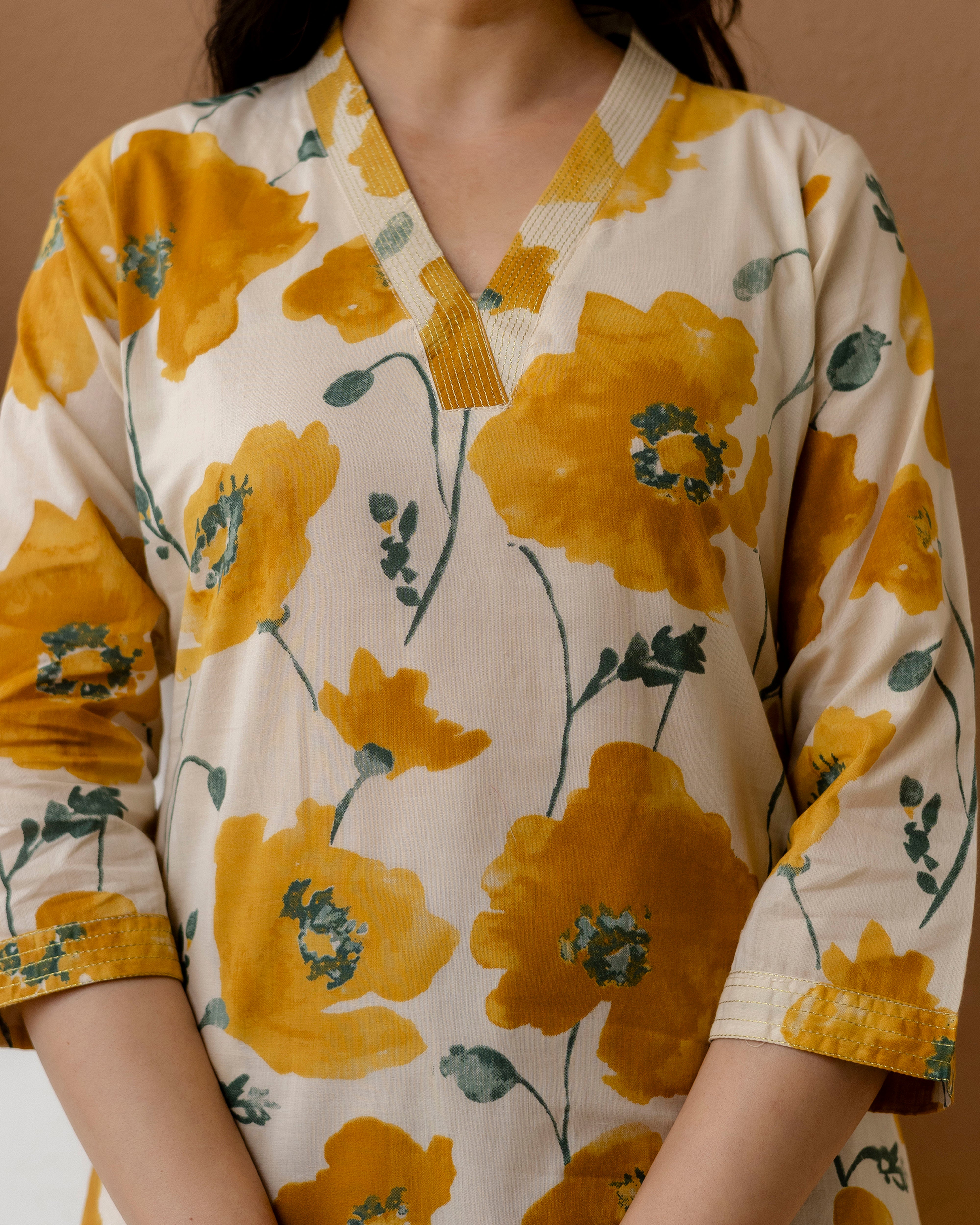 SUNEHRI CHARM STRAIGHT KURTA