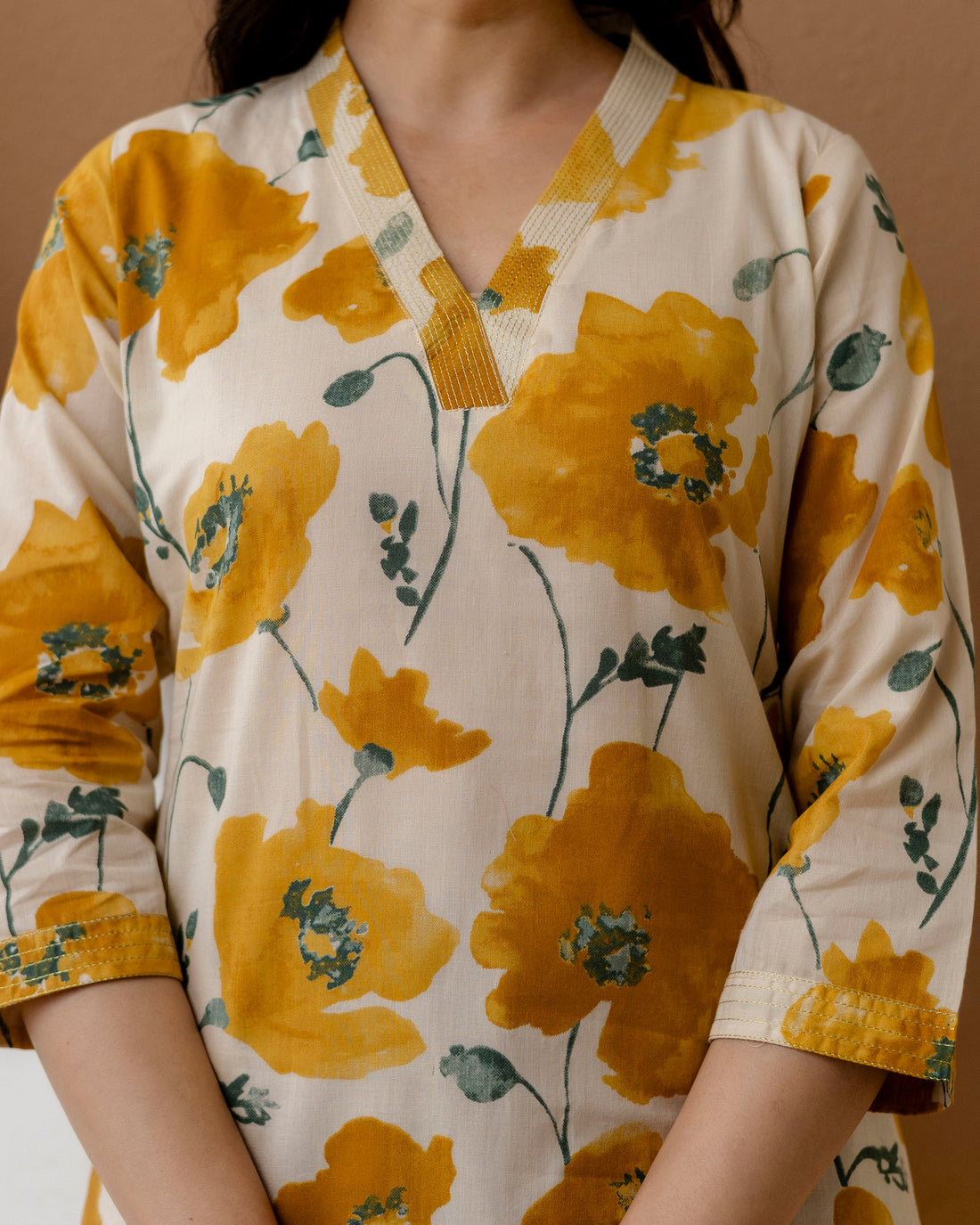 SUNEHRI CHARM STRAIGHT KURTA
