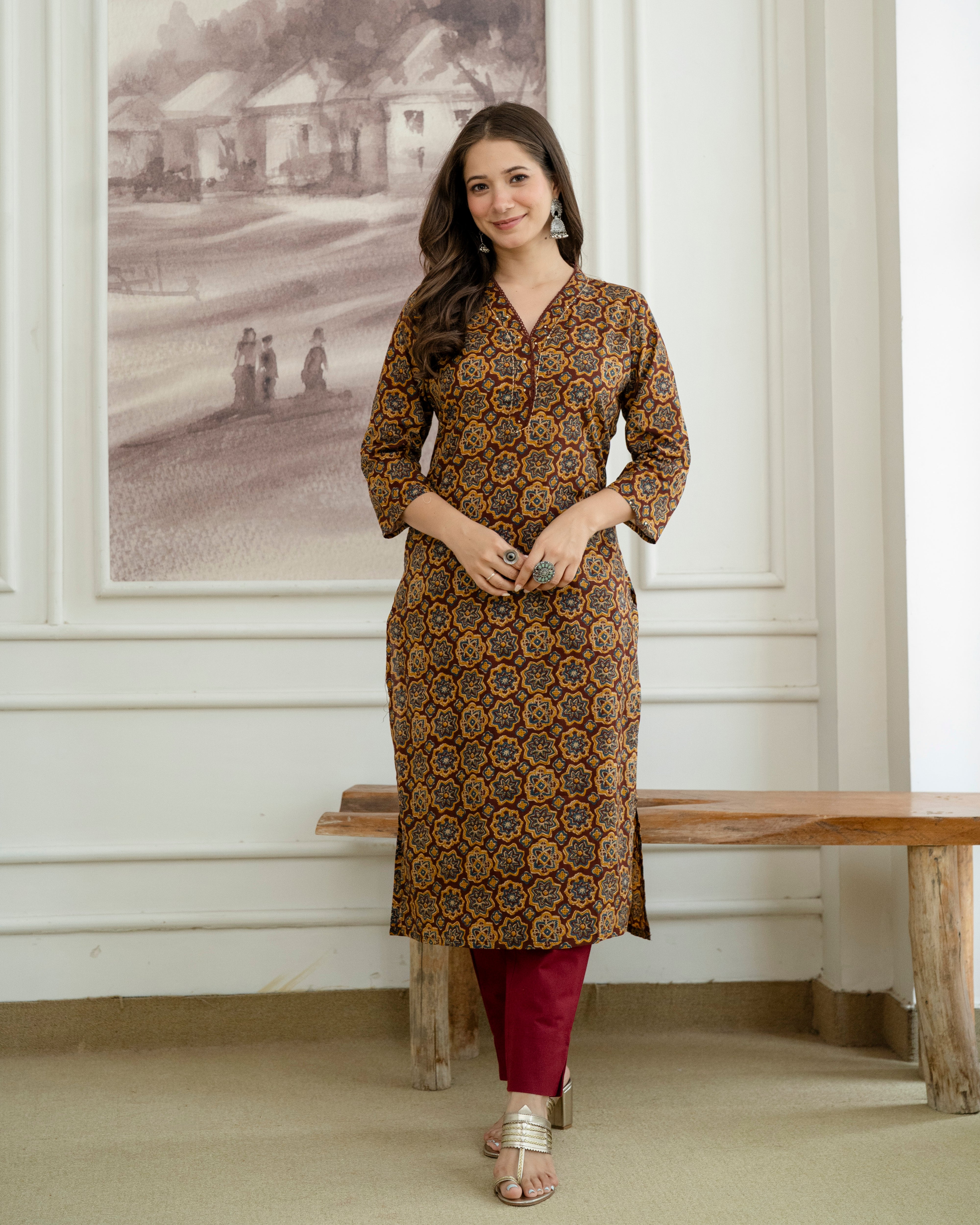 Mrinalini Pure Cotton Straight Kurta