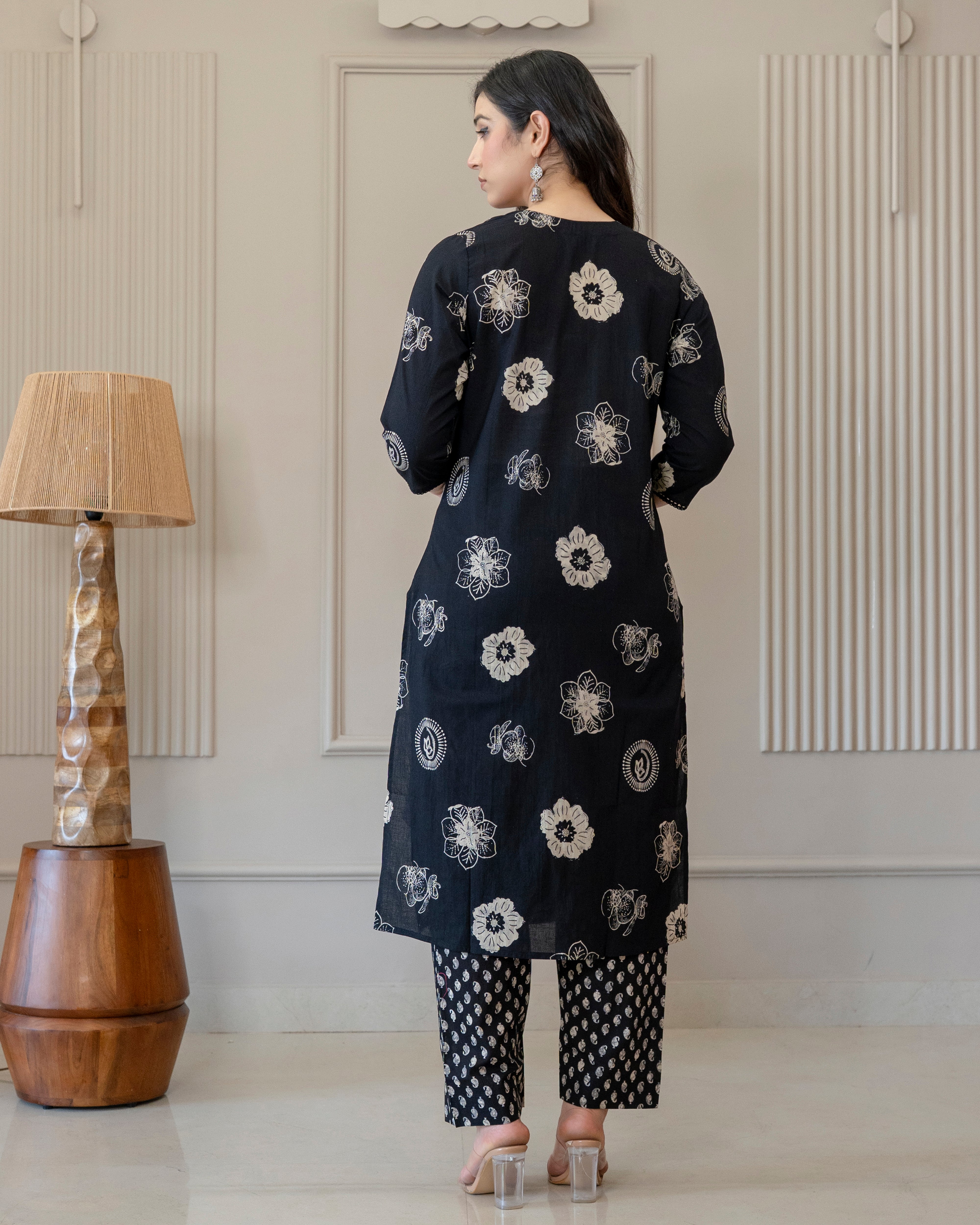 MRINALIKA BLACK COTTON KURTA SET