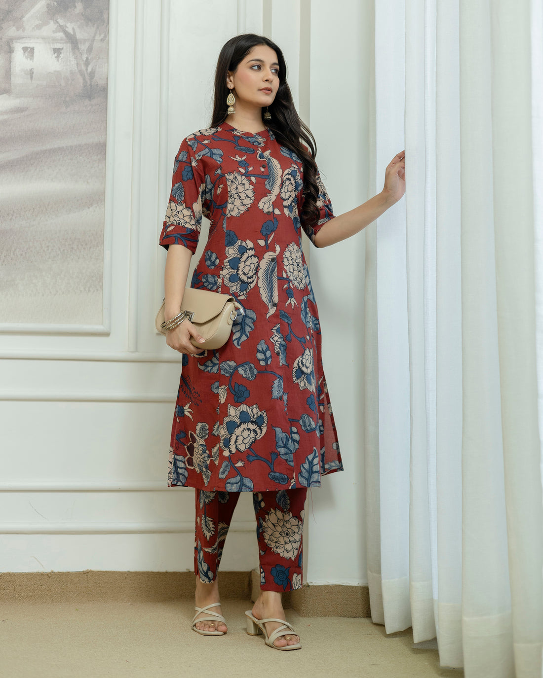 The 'Mayura' Cord Set