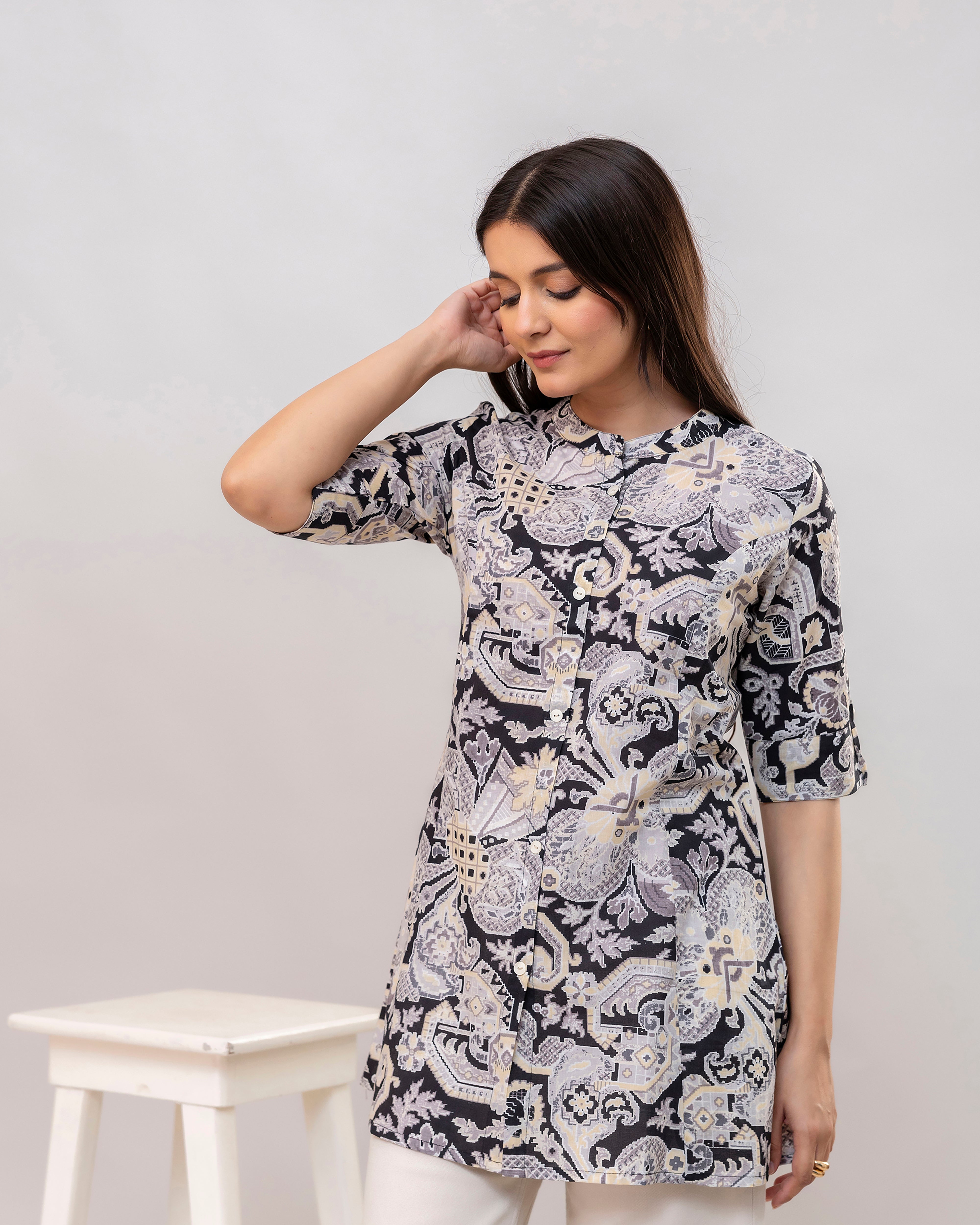 The 'Samara' Geometric Short Top