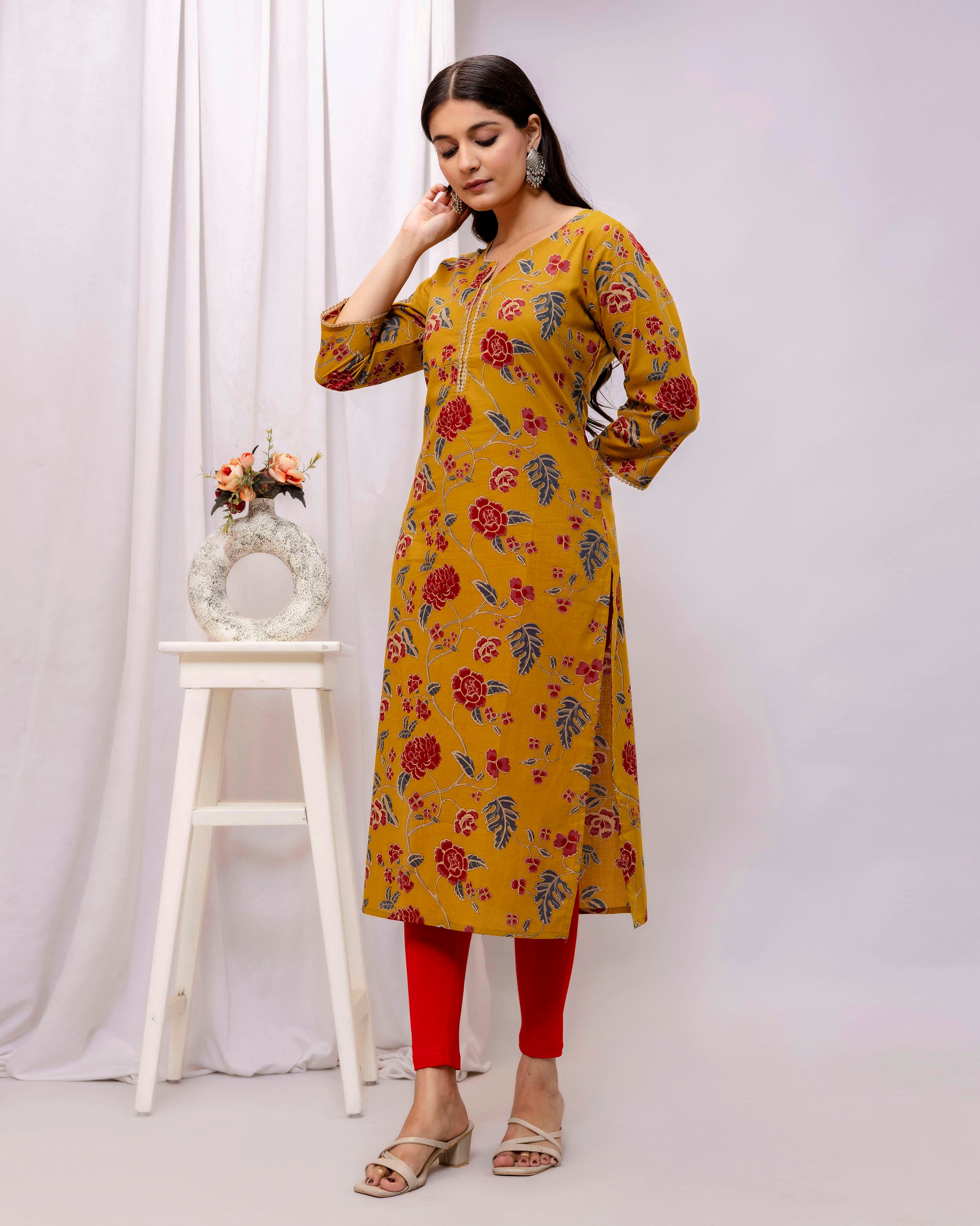 The 'Chandrika' Floral Bloom Kurti's