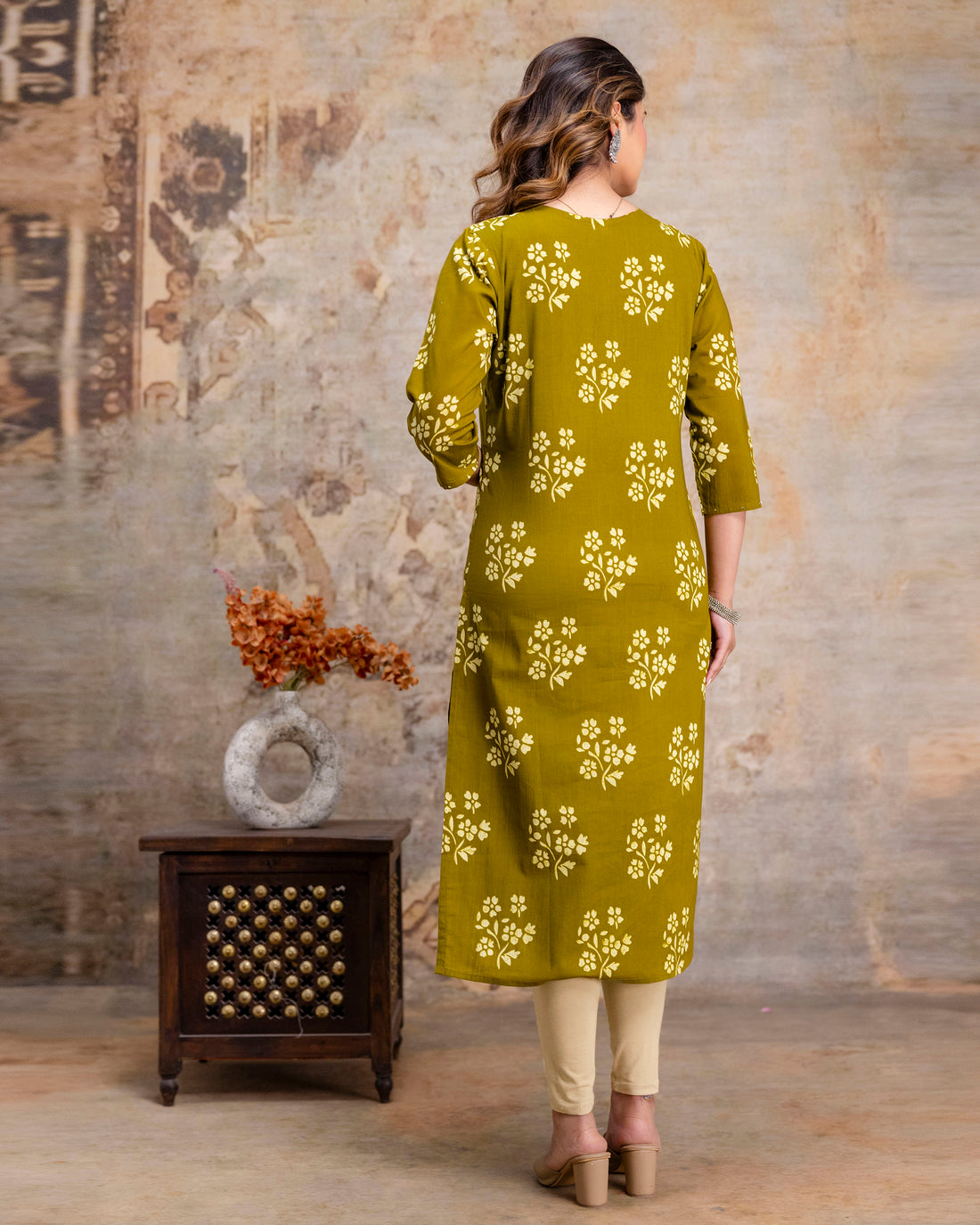 The 'Kiara' Olive Bloom Straight Kurta