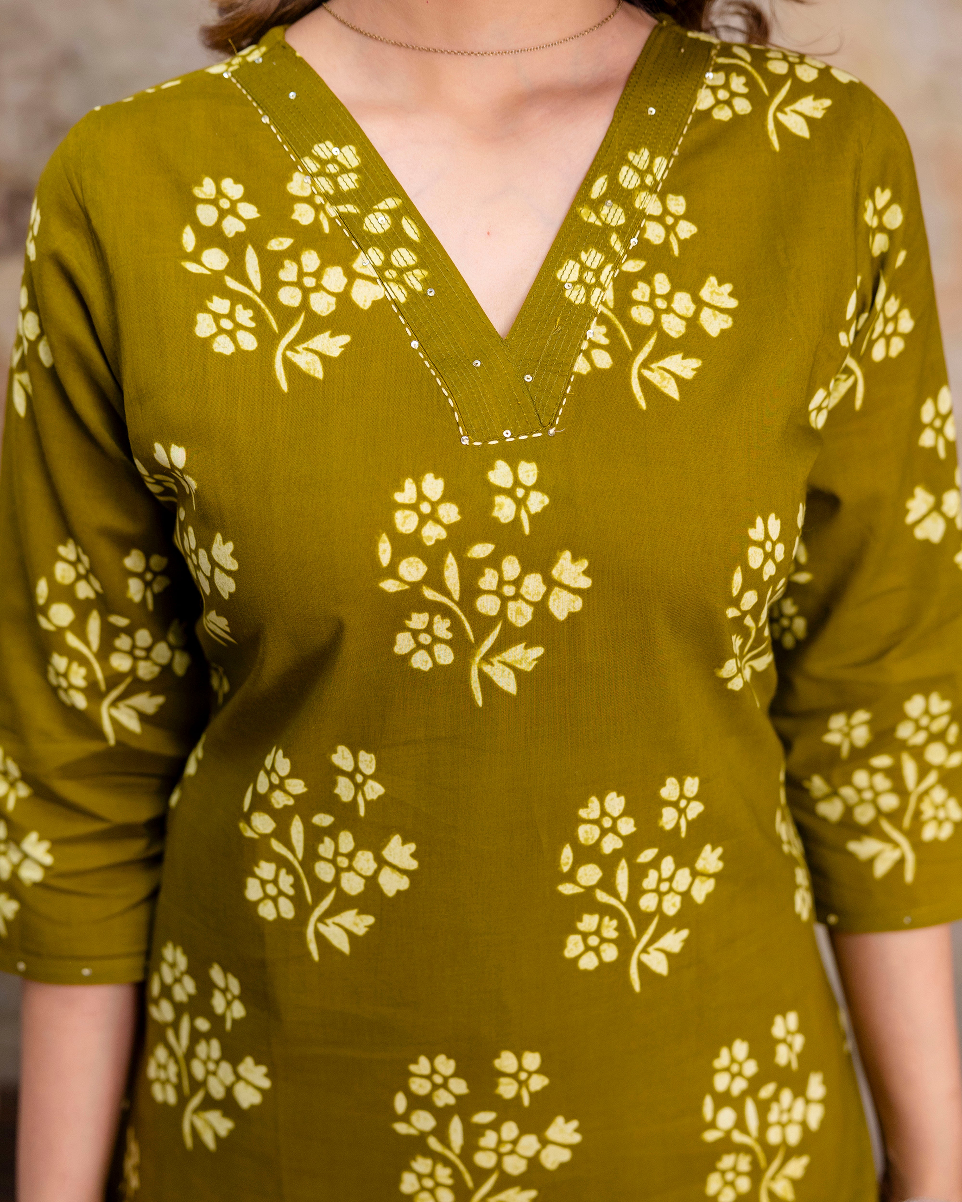 The 'Kiara' Olive Bloom Straight Kurta