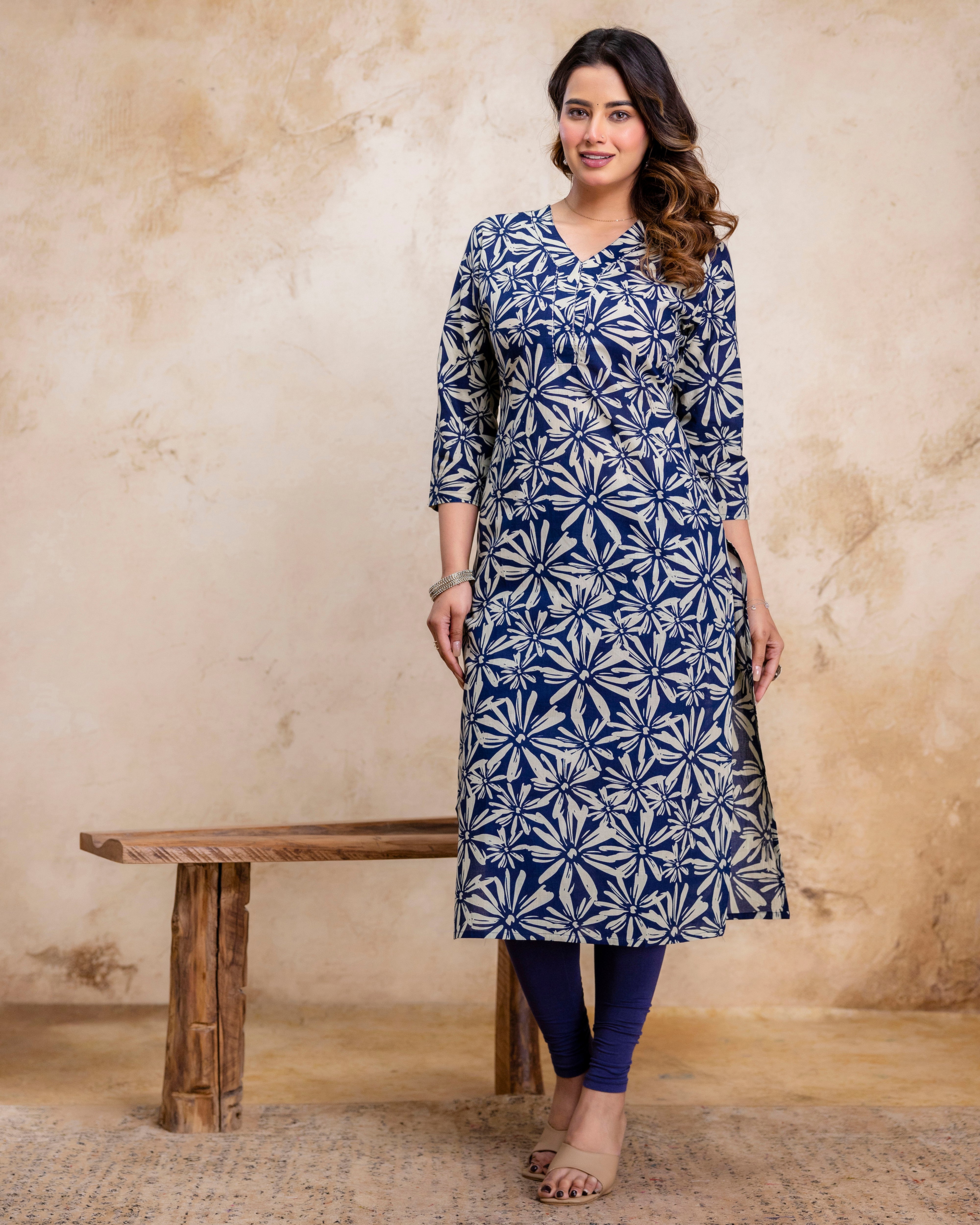 The 'Nila' Navy Bloom Straight Kurta