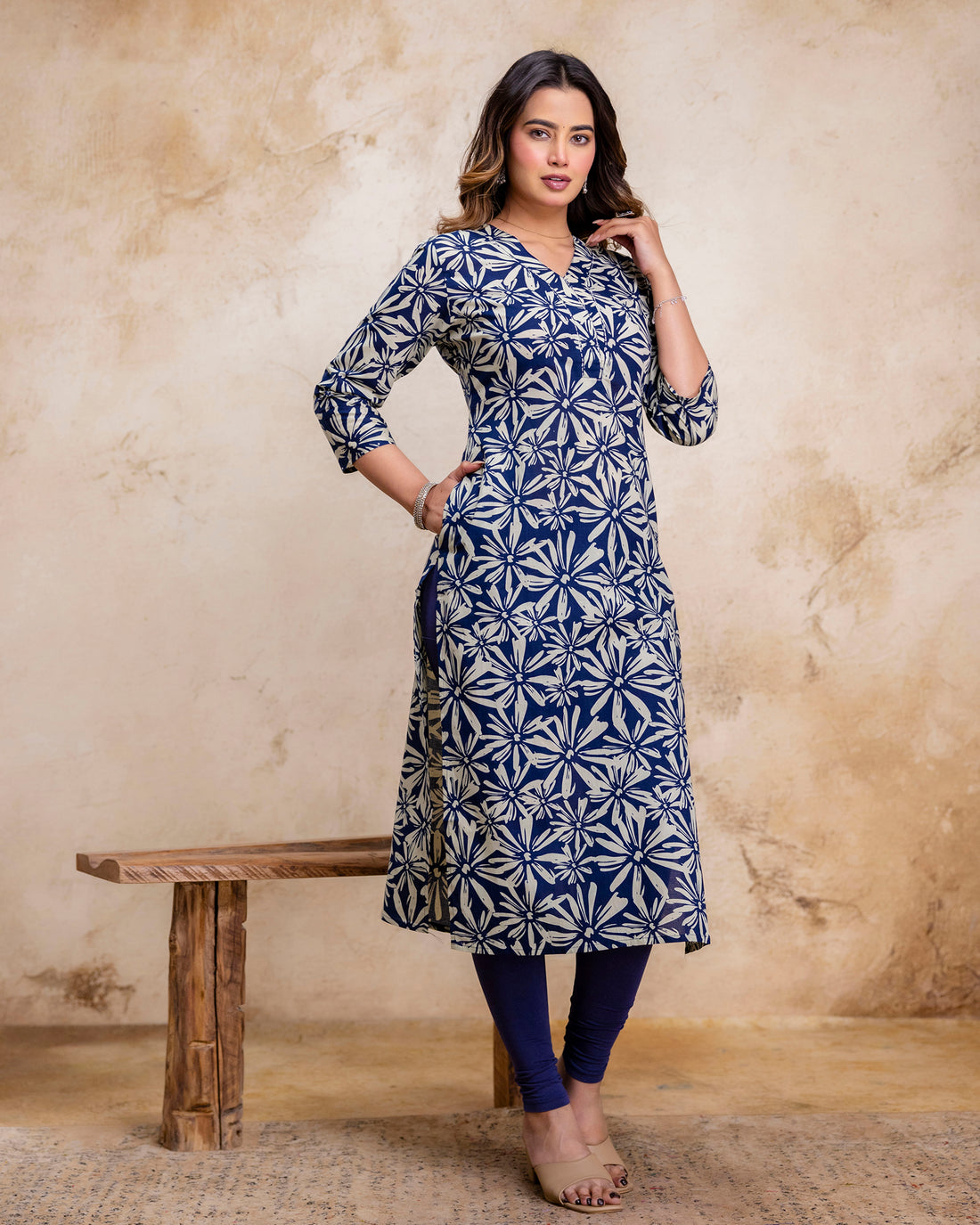 The 'Nila' Navy Bloom Straight Kurta