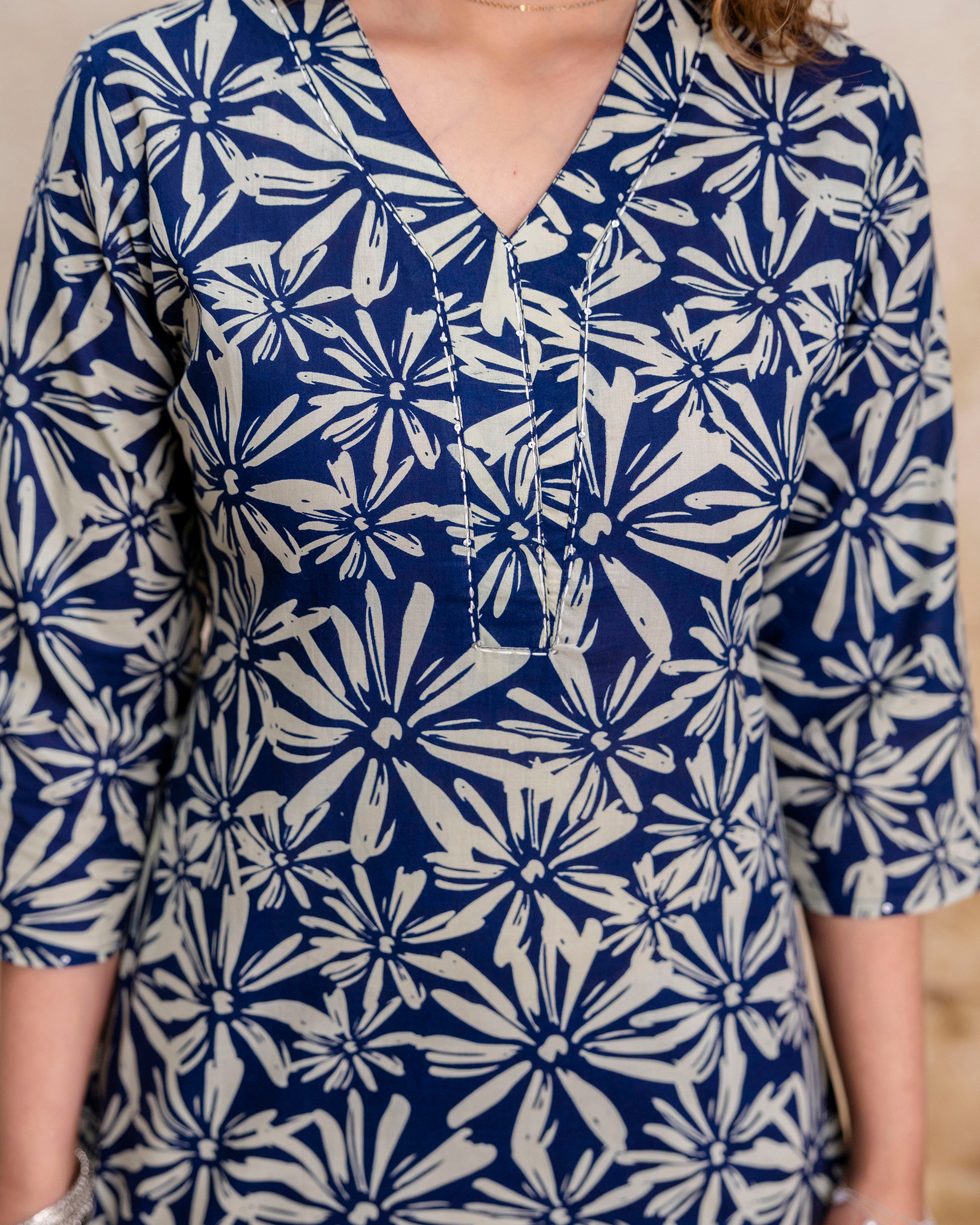 The 'Nila' Navy Bloom Straight Kurta