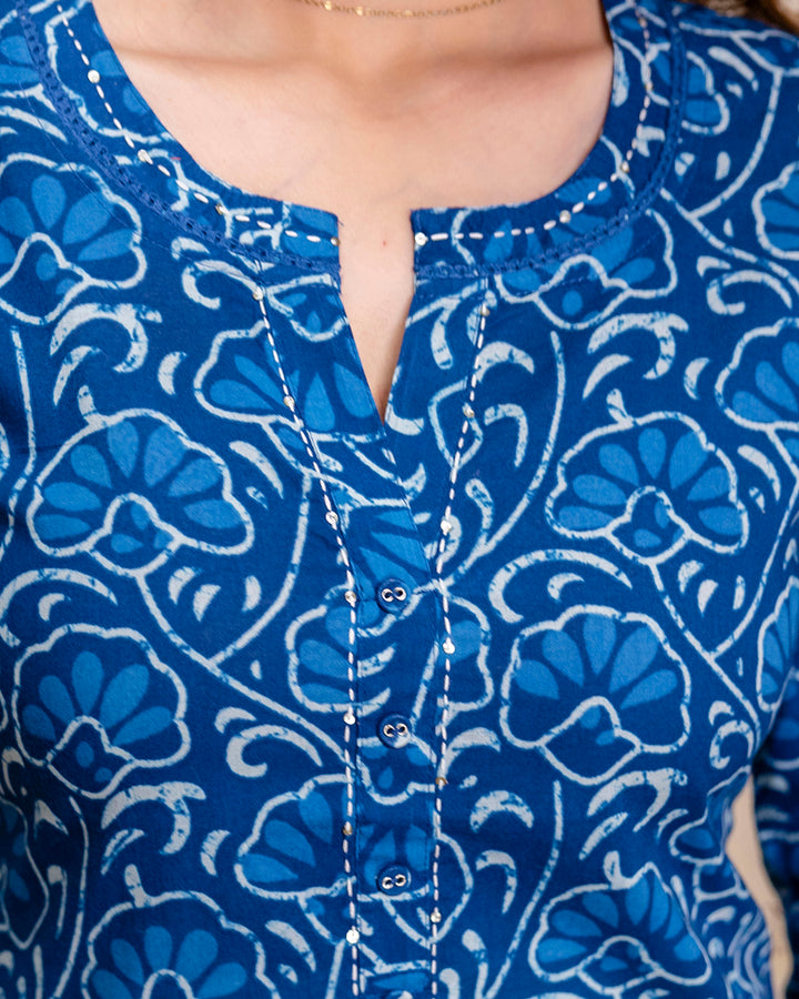 The 'Ira' Indigo Vine Straight Kurta