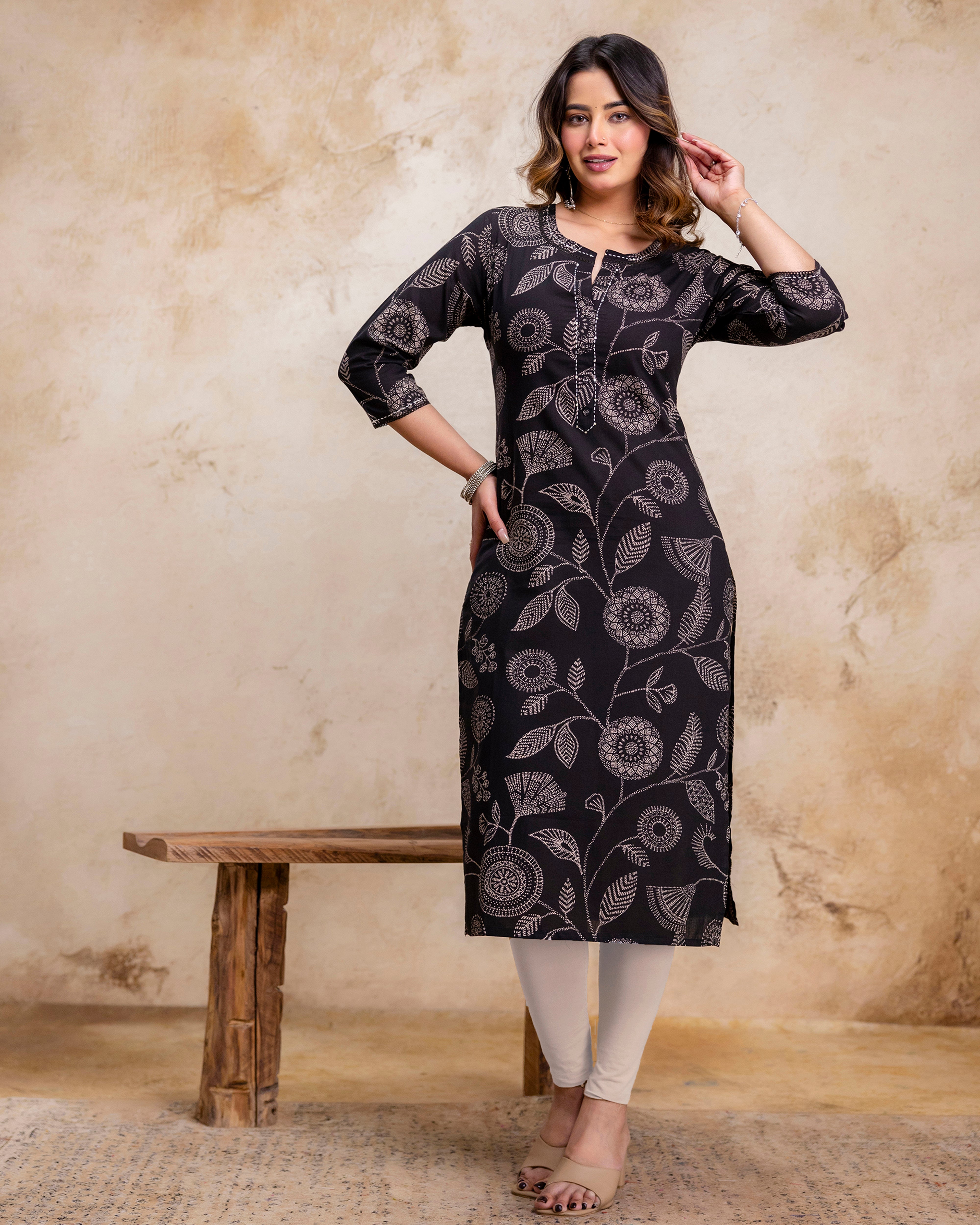 The 'Kaya' Midnight Sunflower Straight Kurta
