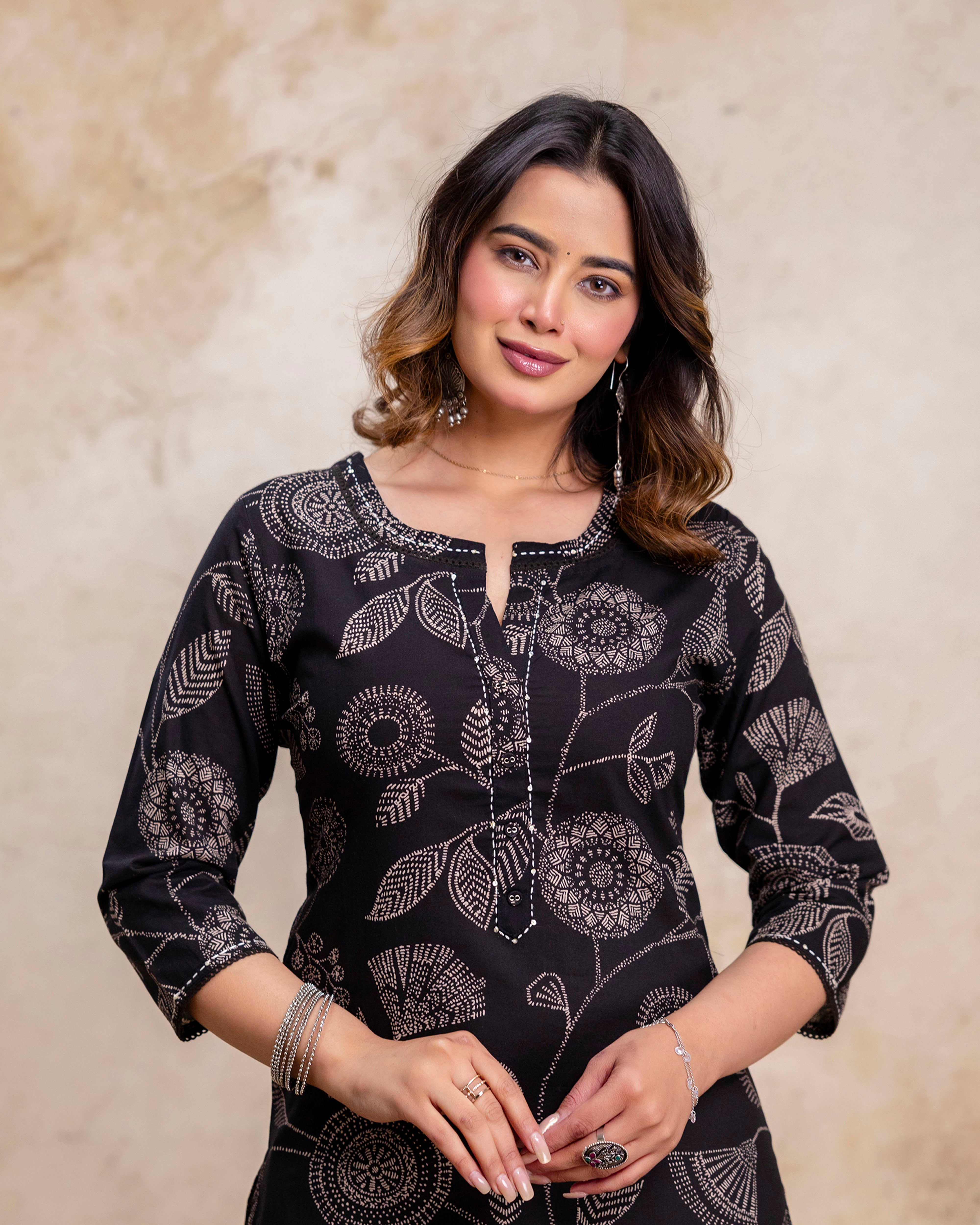 The 'Kaya' Midnight Sunflower Straight Kurta