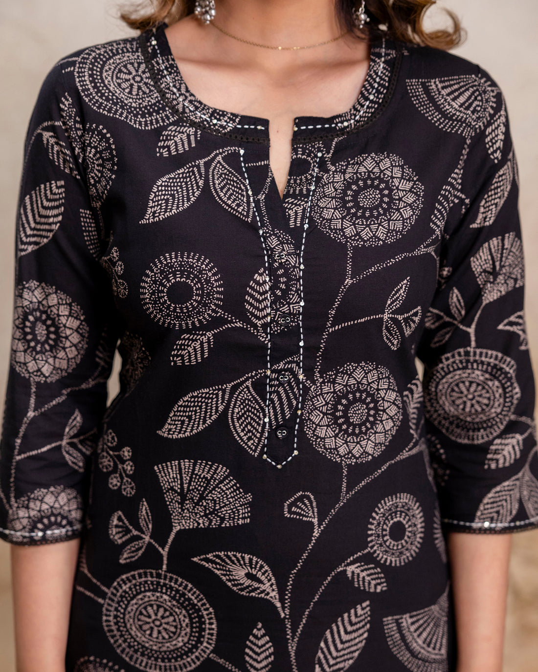 The 'Kaya' Midnight Sunflower Straight Kurta