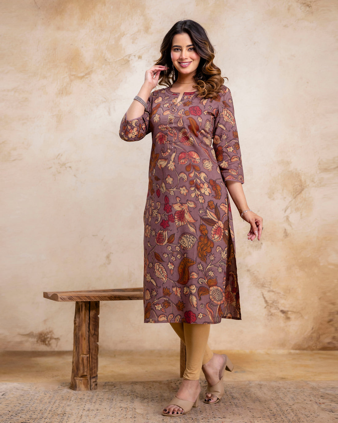 The 'Inaya' Earthy Floral Straight Kurta