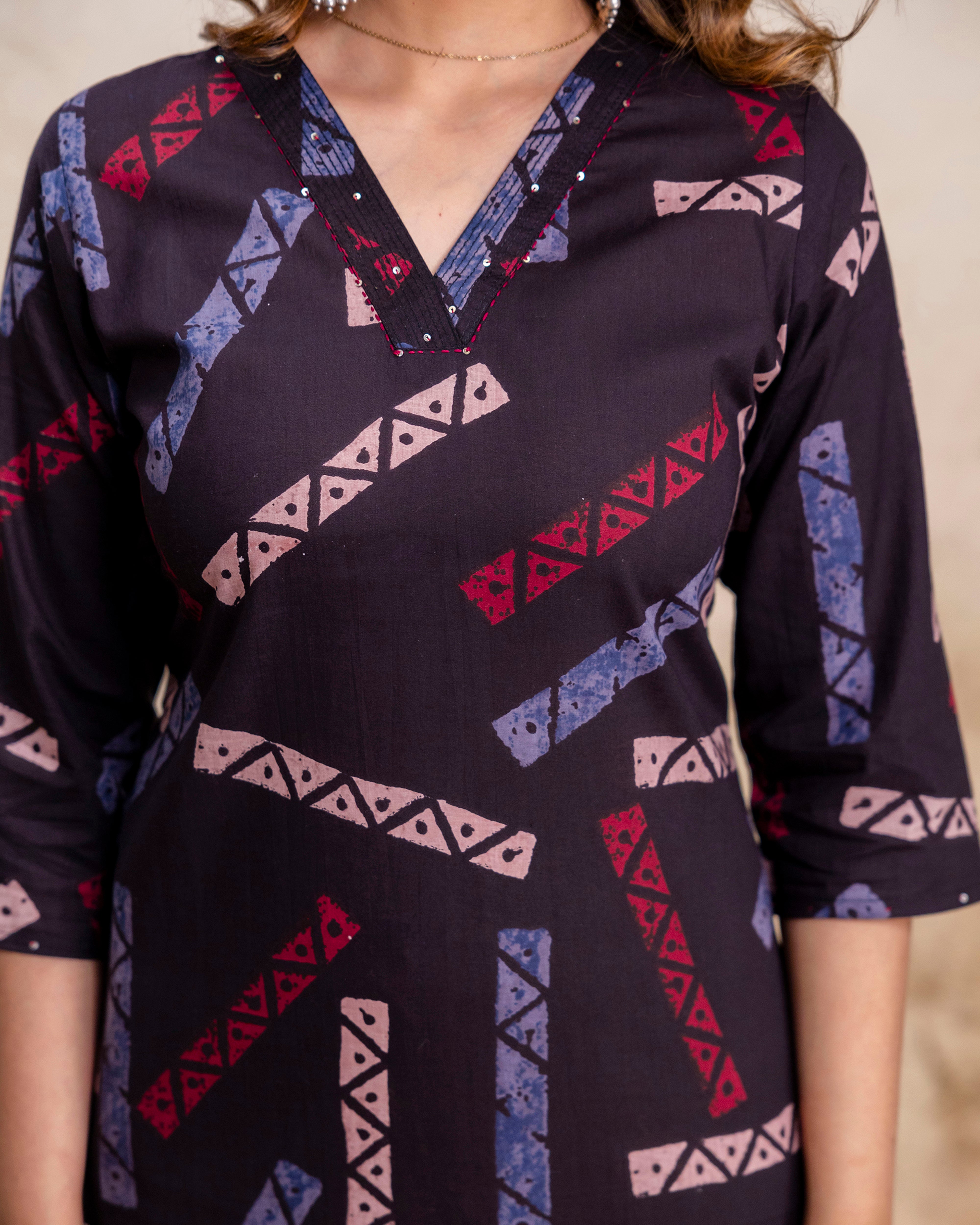 The 'Meera' Noir Tribal Straight Kurta