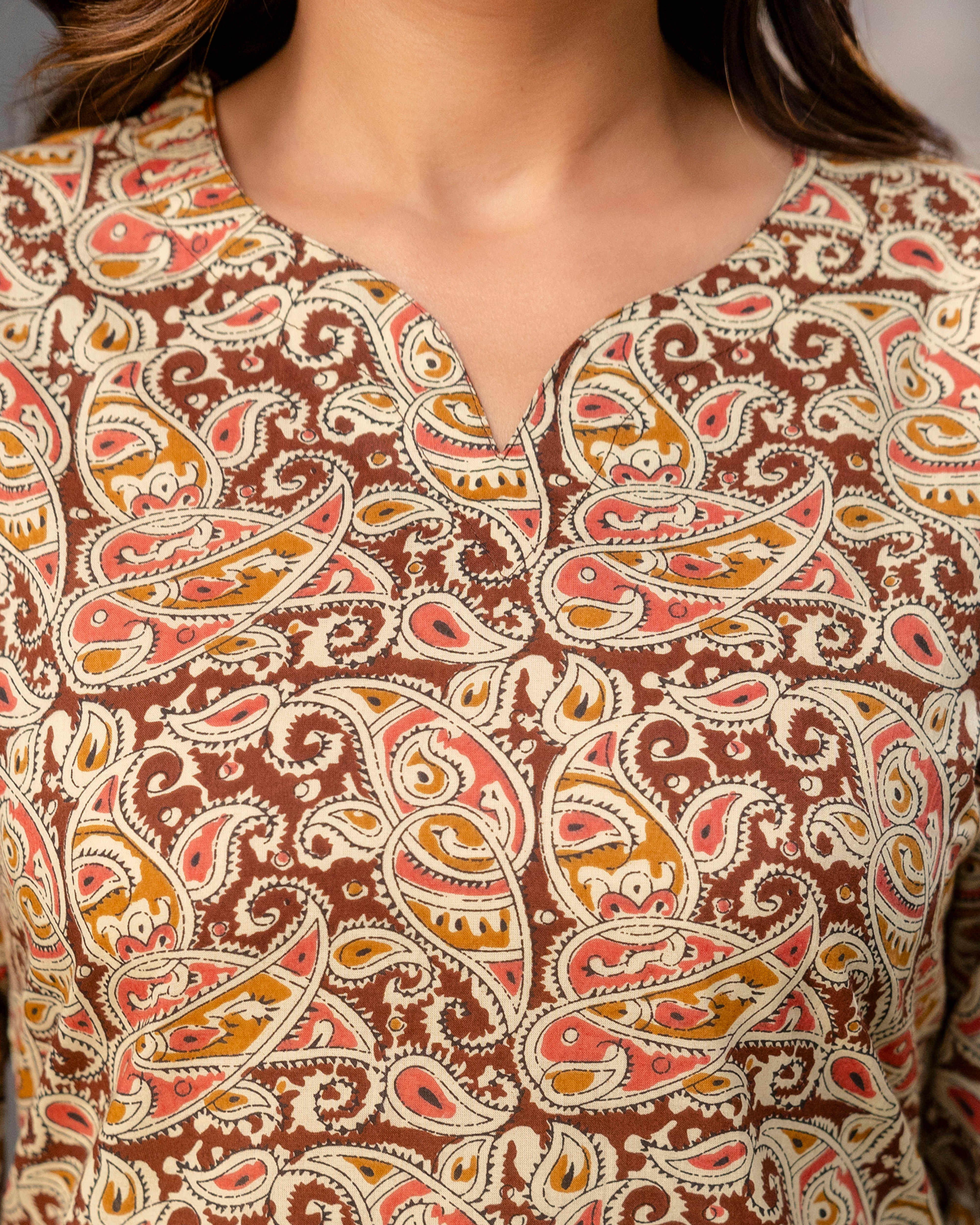 The 'Kavya' Earthy Paisley Short Top