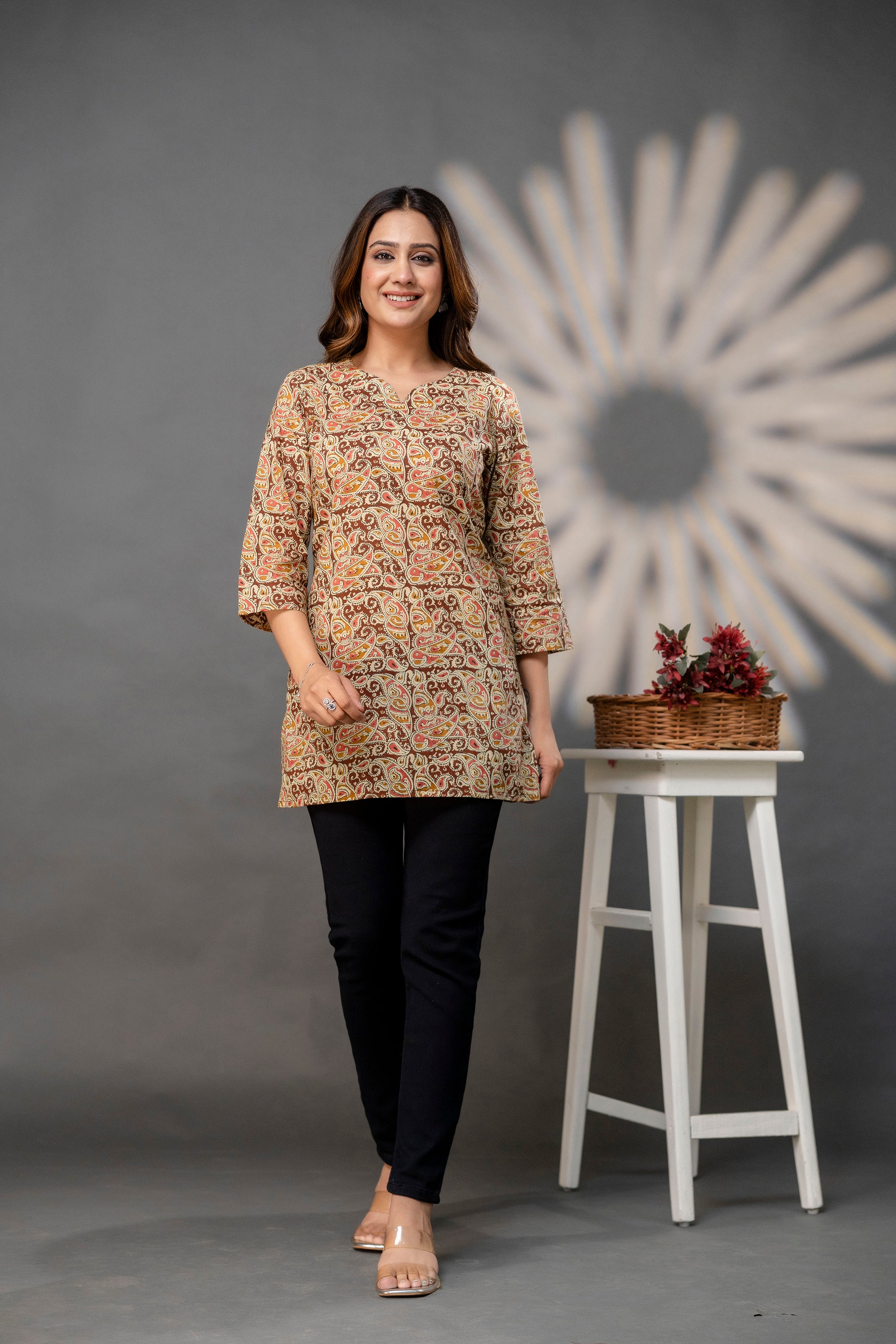 The 'Kavya' Earthy Paisley Short Top