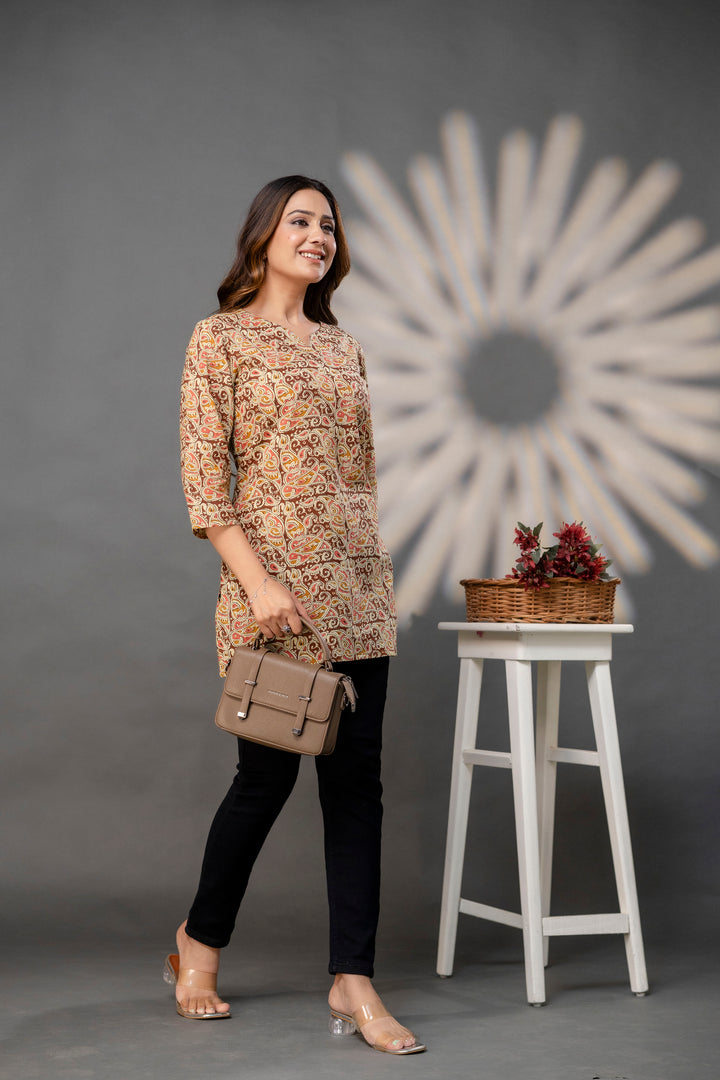 The 'Kavya' Earthy Paisley Short Top