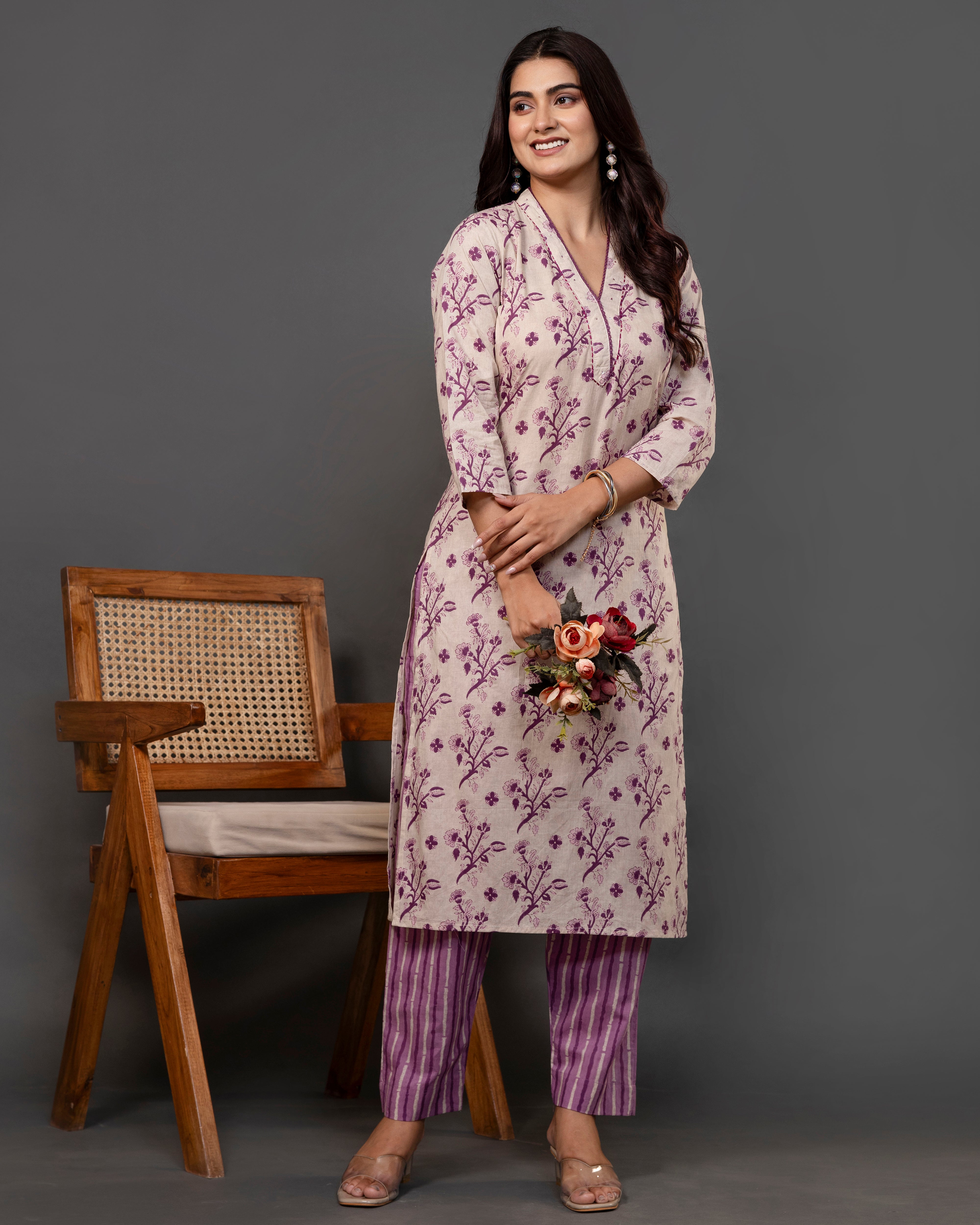 The 'Anavi' Floral Stripe Kurta Sets