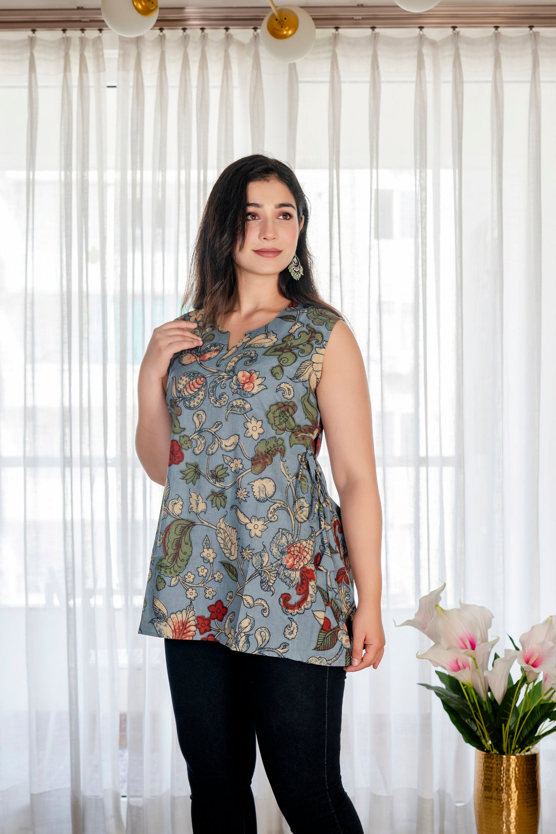 Chitrakshi Pure Cotton Kalamkari Sleeveless Short Top