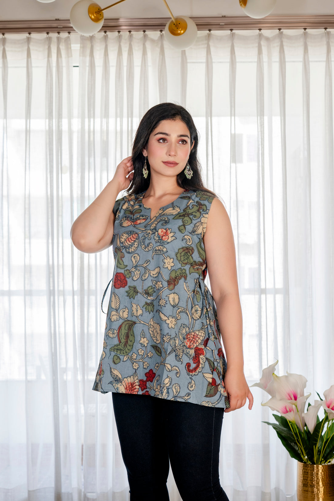 Chitrakshi Pure Cotton Kalamkari Sleeveless Short Top
