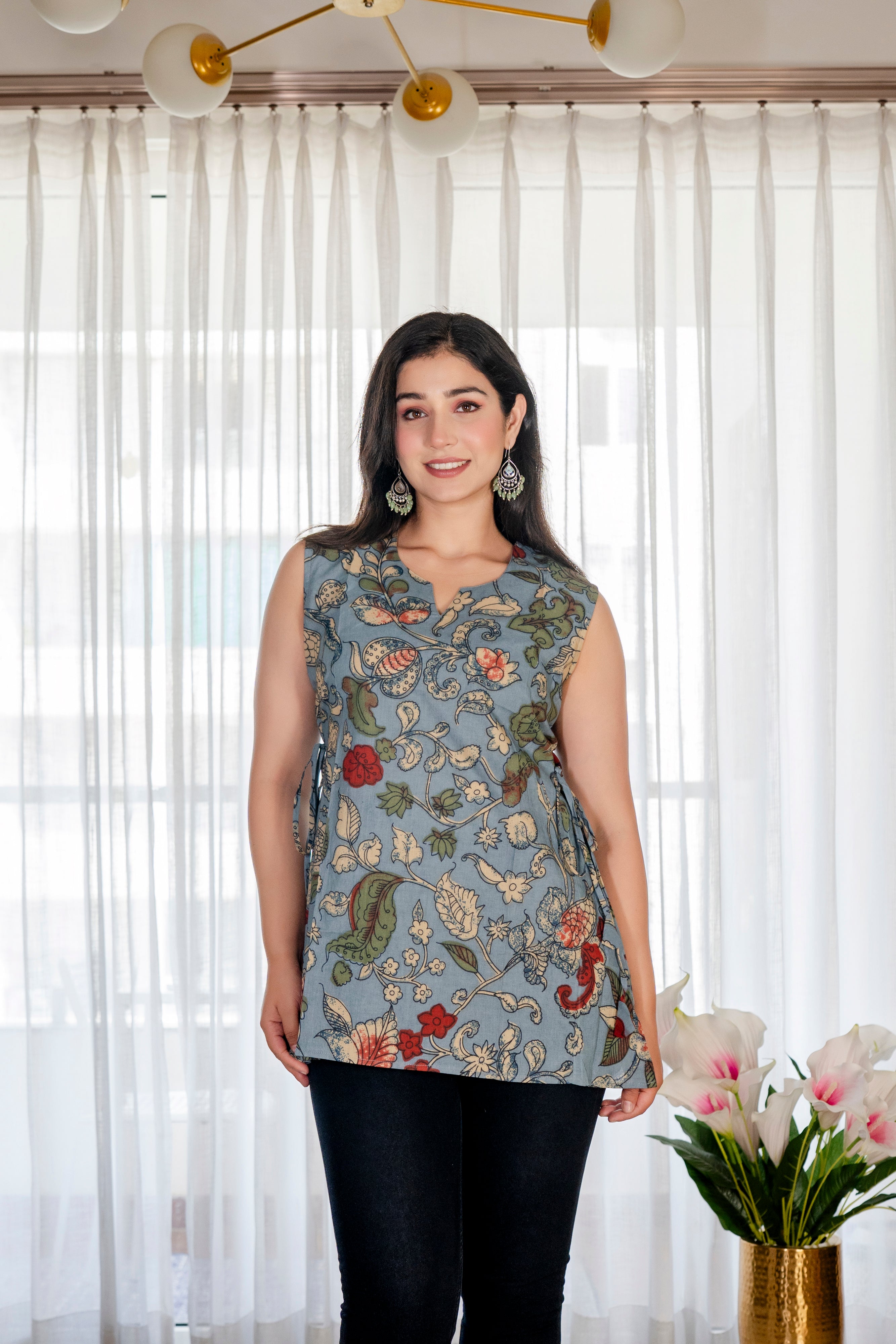 Chitrakshi Pure Cotton Kalamkari Sleeveless Short Top