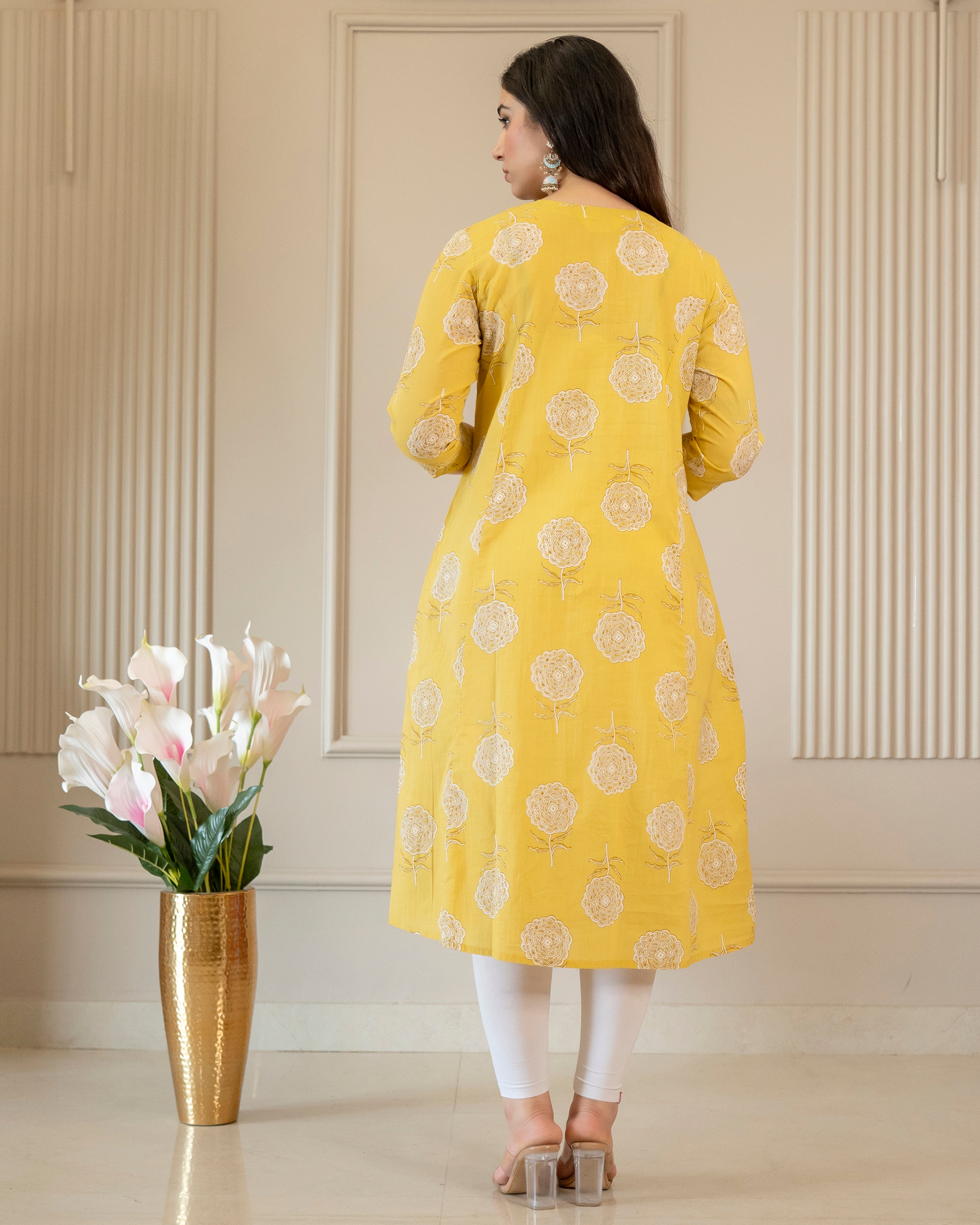 Svarna Pure Cotton A-Line Kurti