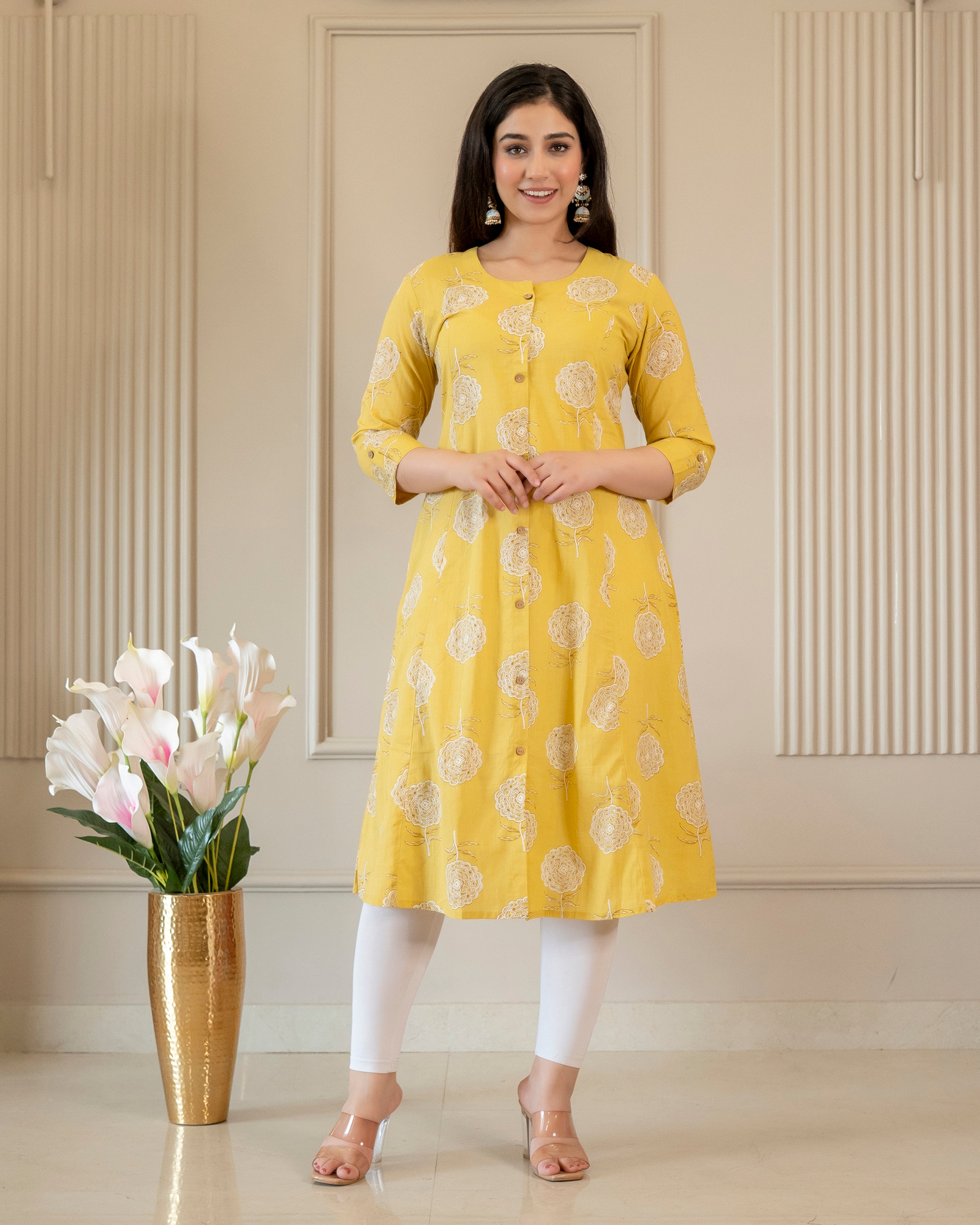 Svarna Pure Cotton A-Line Kurti
