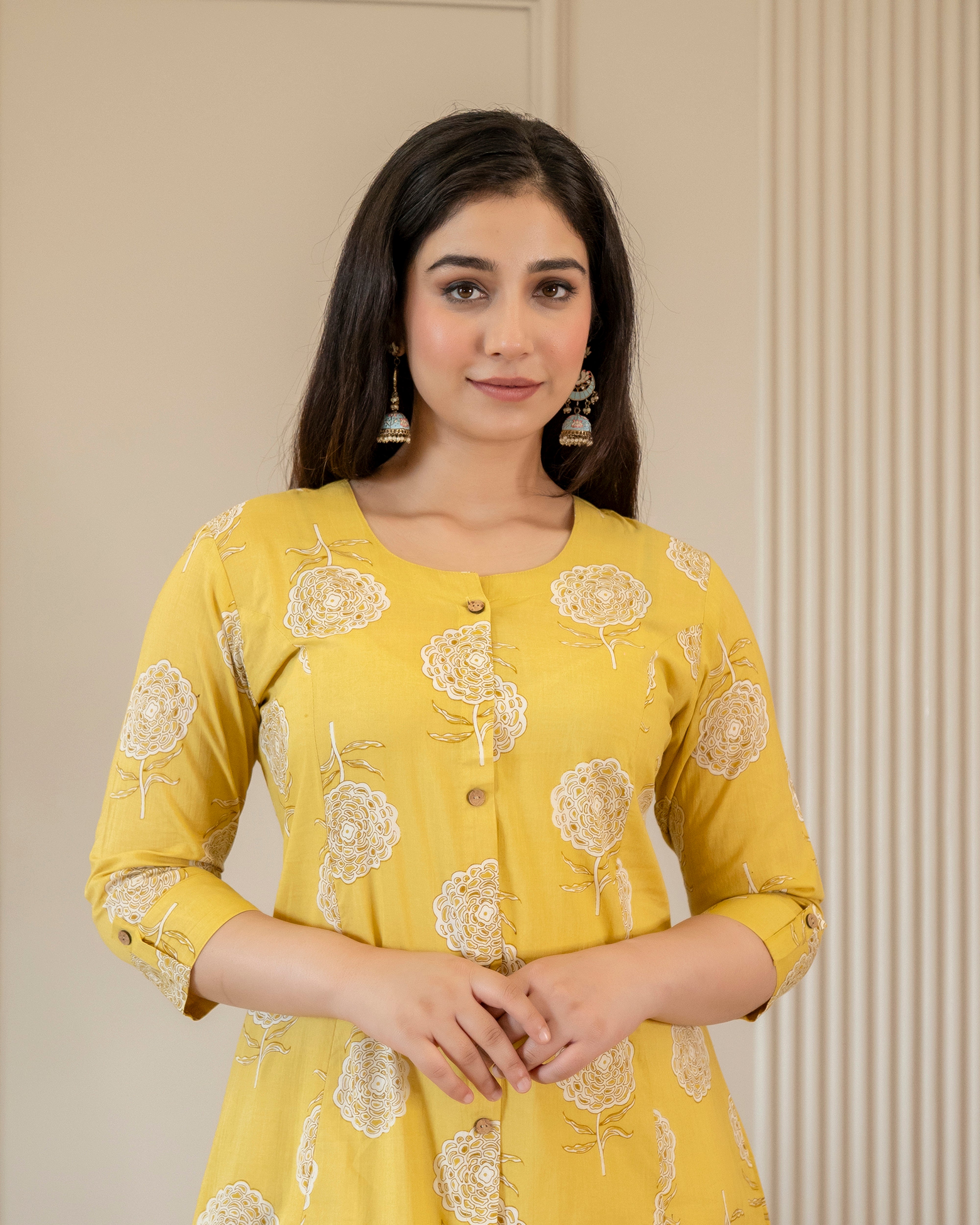 Svarna Pure Cotton A-Line Kurti