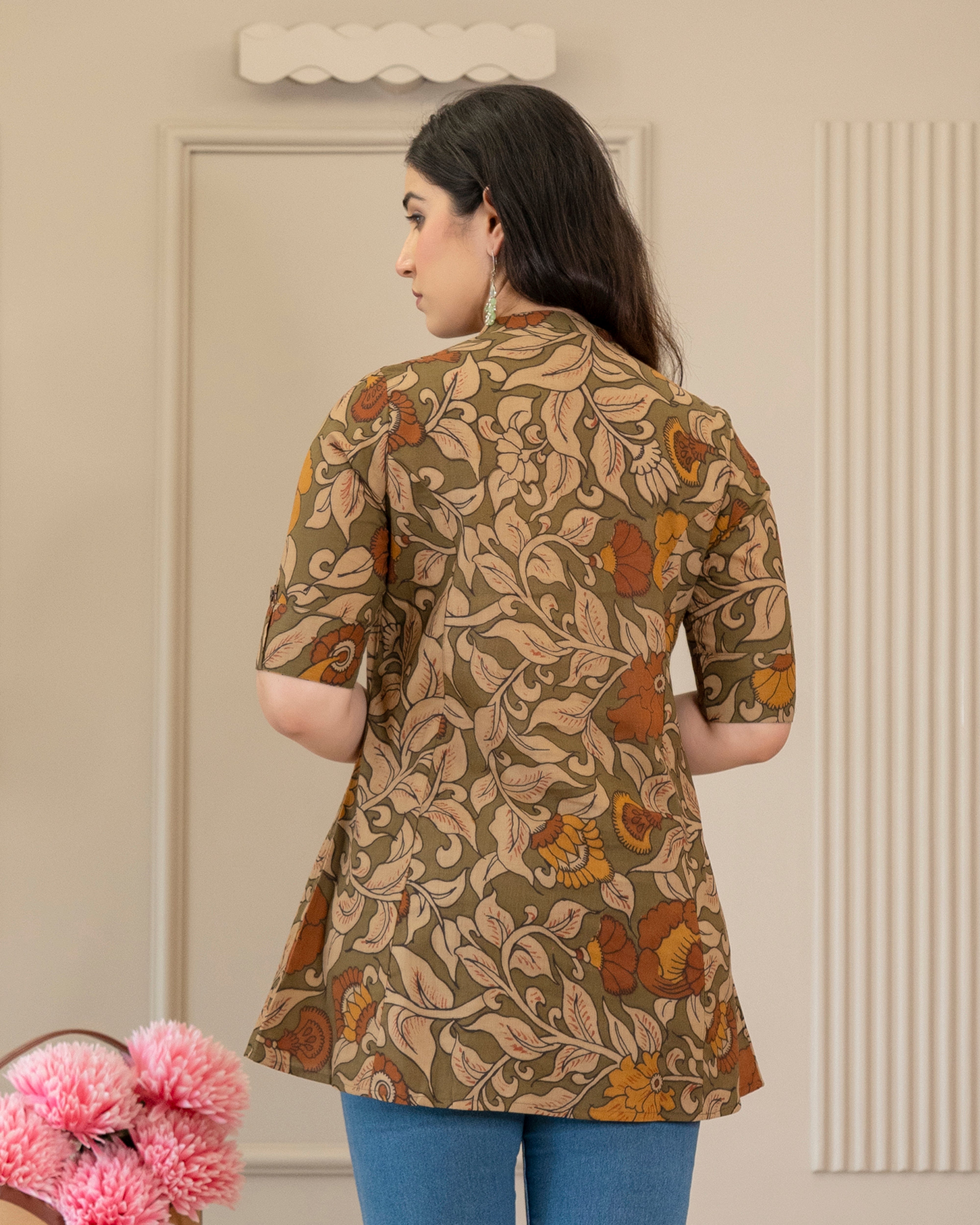 The Kalavalli Kalamkari Short Top